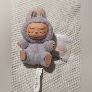 Have A Seat Labubu The Monsters Vinyl Keychain - POP MART Zizi Purple Labubu